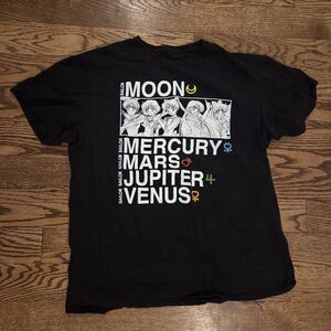 Hot Topic - Sailor Moon - Black And White Graphic Tee - Large